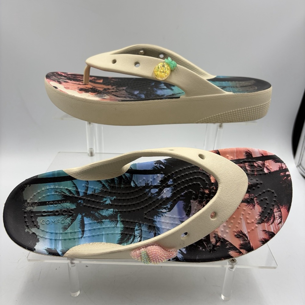 Crocs Women's US Size 7 Bone Retro Resort Platform Flip Flop Sandals